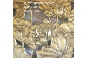 Phù điêu sen bằng đồng - Đúc Đồng Tâm Thái - Công Ty TNHH Mỹ Nghệ Tâm Thái